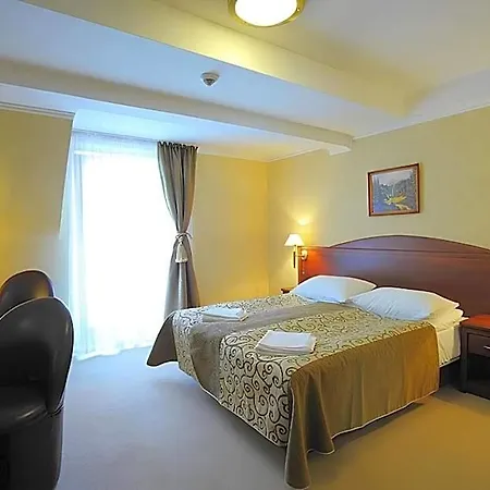 Szálloda Manor 4*