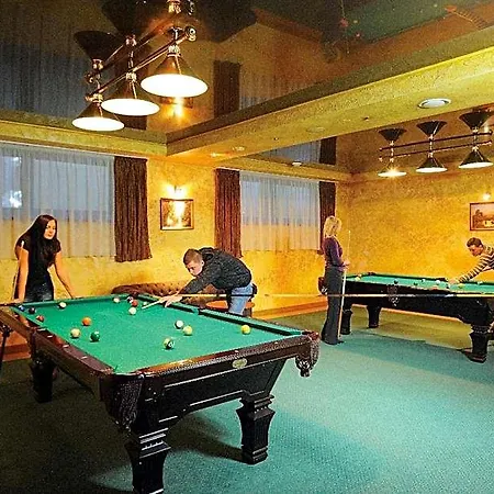 Manor 4*