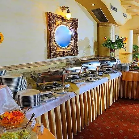 Hotel Manor Olsztyn (Warmian-Masurian)